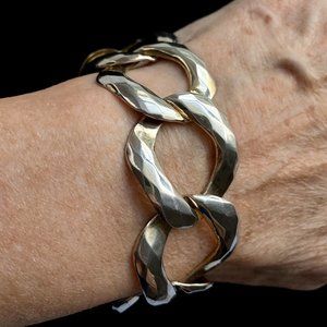 c1980’s Vintage Chunky Faceted Rings Light-Gold Tone Bracelet 8”